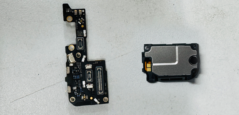 nothing charging port and ringer
